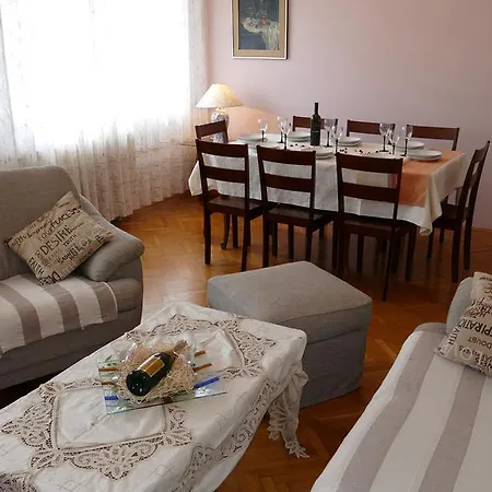 Tatil Evi House Helena Banjole